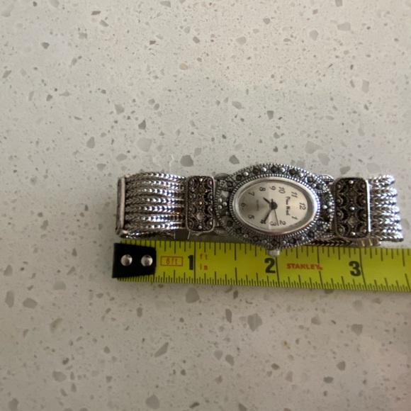 Pierre Nicol vintage Ladies Wrist Watch oval face rhinestones unique chain - Picture 9 of 10